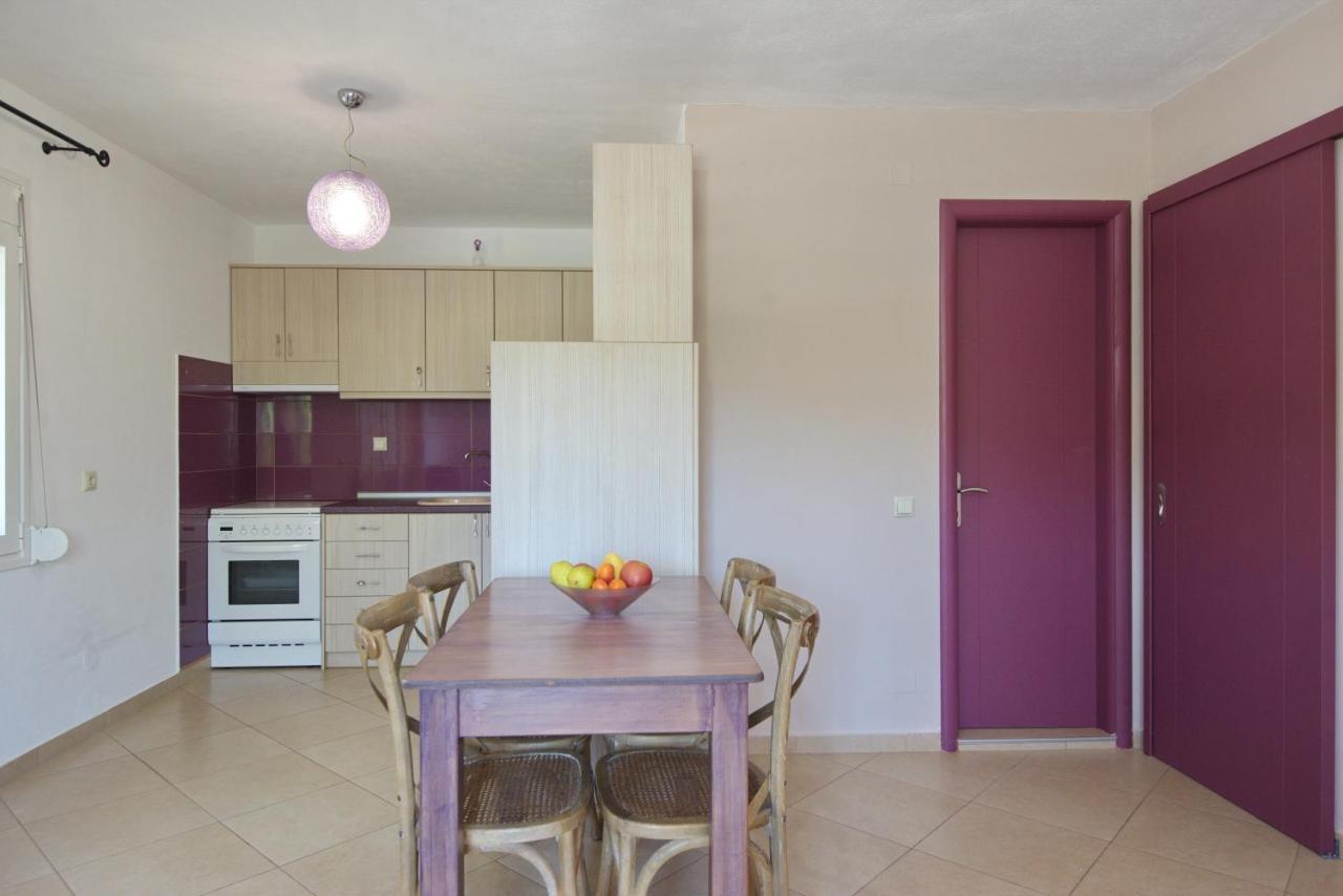 Myrtilo Cottage Votsi  المظهر الخارجي الصورة