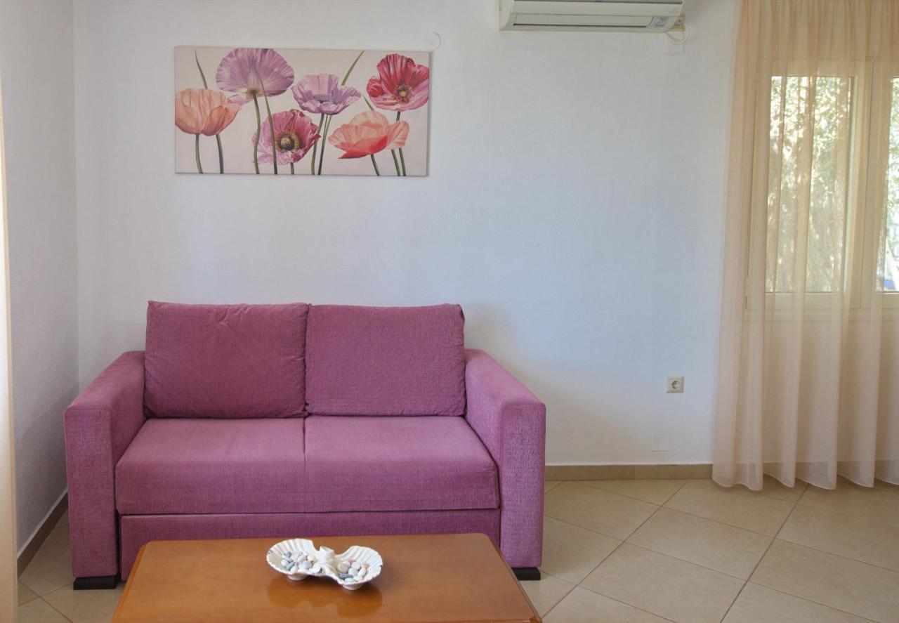 Myrtilo Cottage Votsi  المظهر الخارجي الصورة